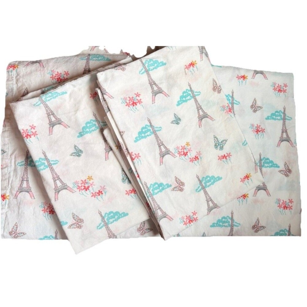 Your Zone  Full Sheet Set Paris ~ Eiffel Tower ~ Flat/Fitted Sheet 2 Pillowcases